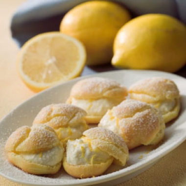 Lemon Scented Ricotta and Mascarpone Cheese Puffs