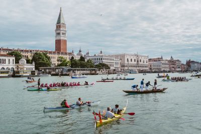 <div class="buttonTitle"><div class="roundedlIcon white mbianco mprest"></div></div>Vogalonga: Venice’s Celebration of Rowing Tradition and Lagoon Preservation