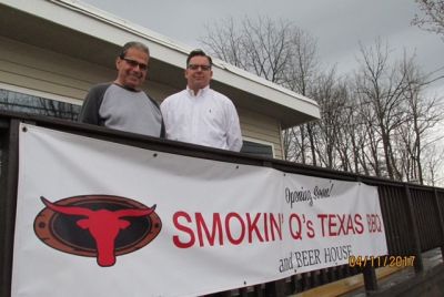 Smokin’ Q’s and their Texas-Style Ribs!