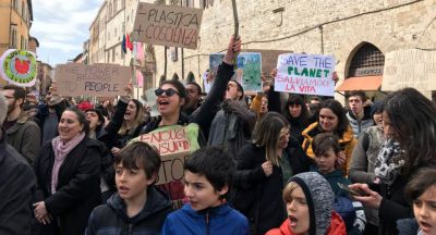 Skolstrejk för klimatet: Salva il pianeta