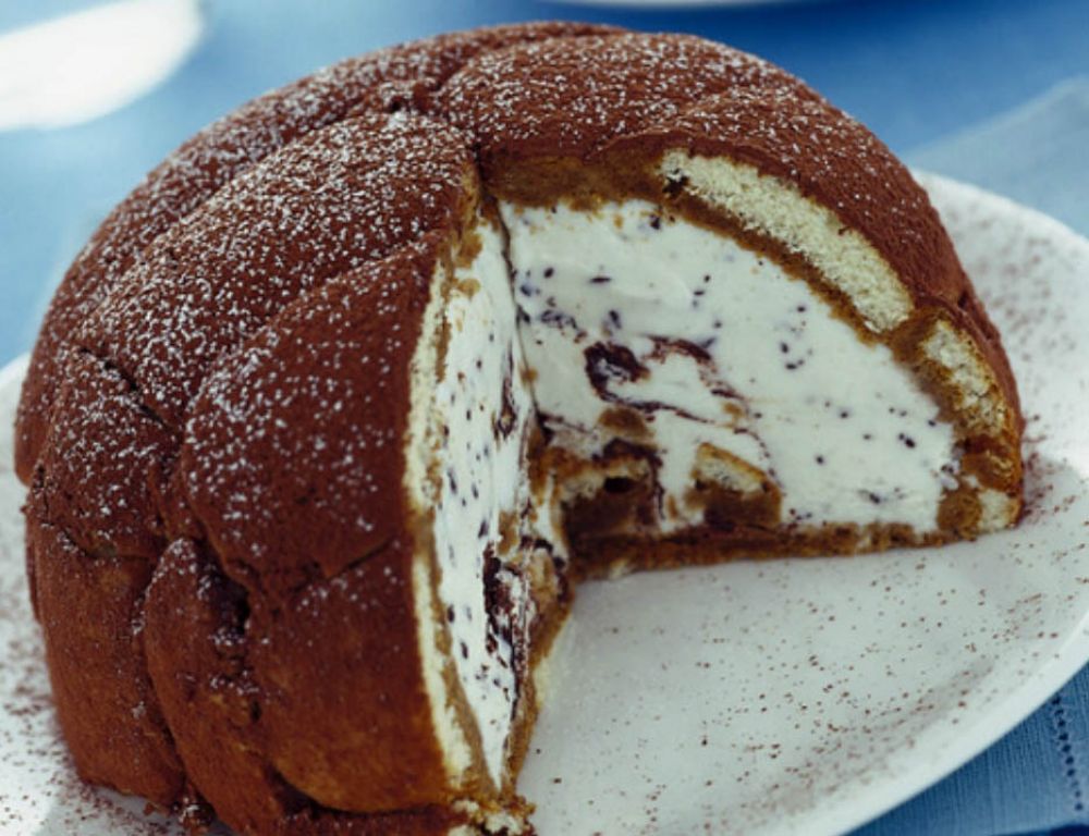 Chocolate Zuccotto / Zuccotto: Italian Panettone and Ricotta Cake ...