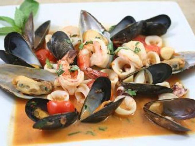 In the Cucina with La Gazzetta: Zuppa di Pesce Marechiara - La Gazzetta Italiana