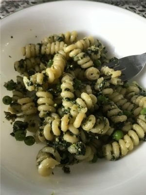 In the Cucina with La Gazzetta: Pesto, Peas and Pasta