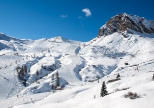<div class="buttonTitle"><div class="roundedlIcon white mbianco mprest"></div></div>The Dolomites in March: Italy’s Late-Winter Alpine Escape