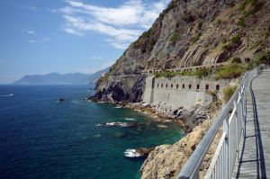 Reopen Cinque Terre “Lover’s Lane”