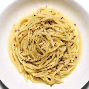 In the Cucina with La Gazzetta: Cacio e Pepe