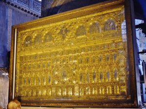 More of the Bizarre…and Awesome Cults, Catacombs and Crypts