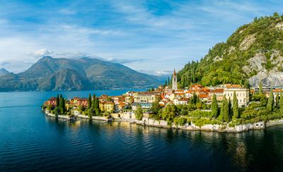 <div class="buttonTitle"><div class="roundedlIcon white mbianco mprest"></div></div>Lake Como in the Fall: Italy’s Golden Season by the Water