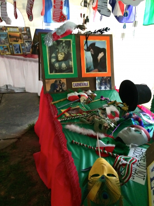 Local Students Participate in Culture Display