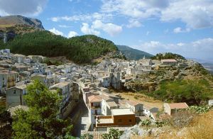 <div class="buttonTitle"><div class="roundedlIcon white mbianco mprest"></div></div>The Mountains of Madonie