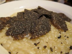 Italy&#039;s Festive White Truffle Season