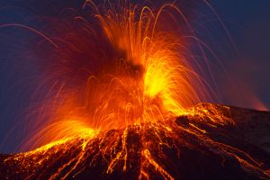 Etna nature&#039;s firepower