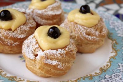 Zeppole di San Giuseppe (St. Joseph&#039;s Day Traditional Italian Pastries)