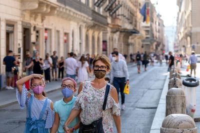 Lazio obliging people to wear face masks in public
