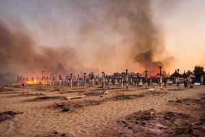 It&#039;s too hot... Beach is burning in Pescara