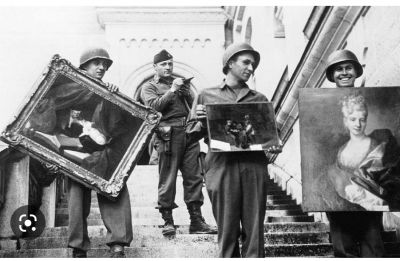 <div class="buttonTitle"><div class="roundedlIcon white mbianco mprest"></div></div>Art During Wartime