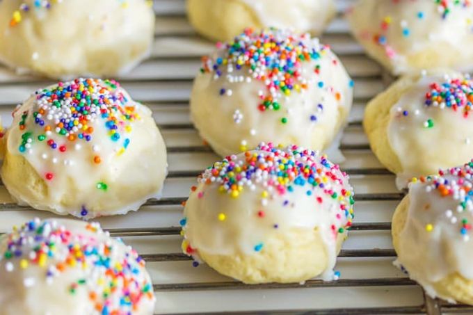 In the Cucina with La Gazzetta: Anginetti - Italian Lemon Cookies - La Gazzetta Italiana