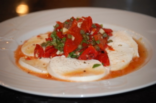 Mozzarella &amp; Roasted Pepper Salad